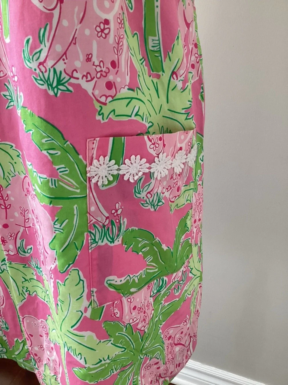 Vintage Lily Pulitzer Palm tree elephant Sleeveless Pink & Green Shift Dress. - Picture 4 of 8